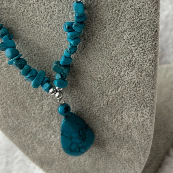 Blue Turquoise Necklace - Picture 4 of 8